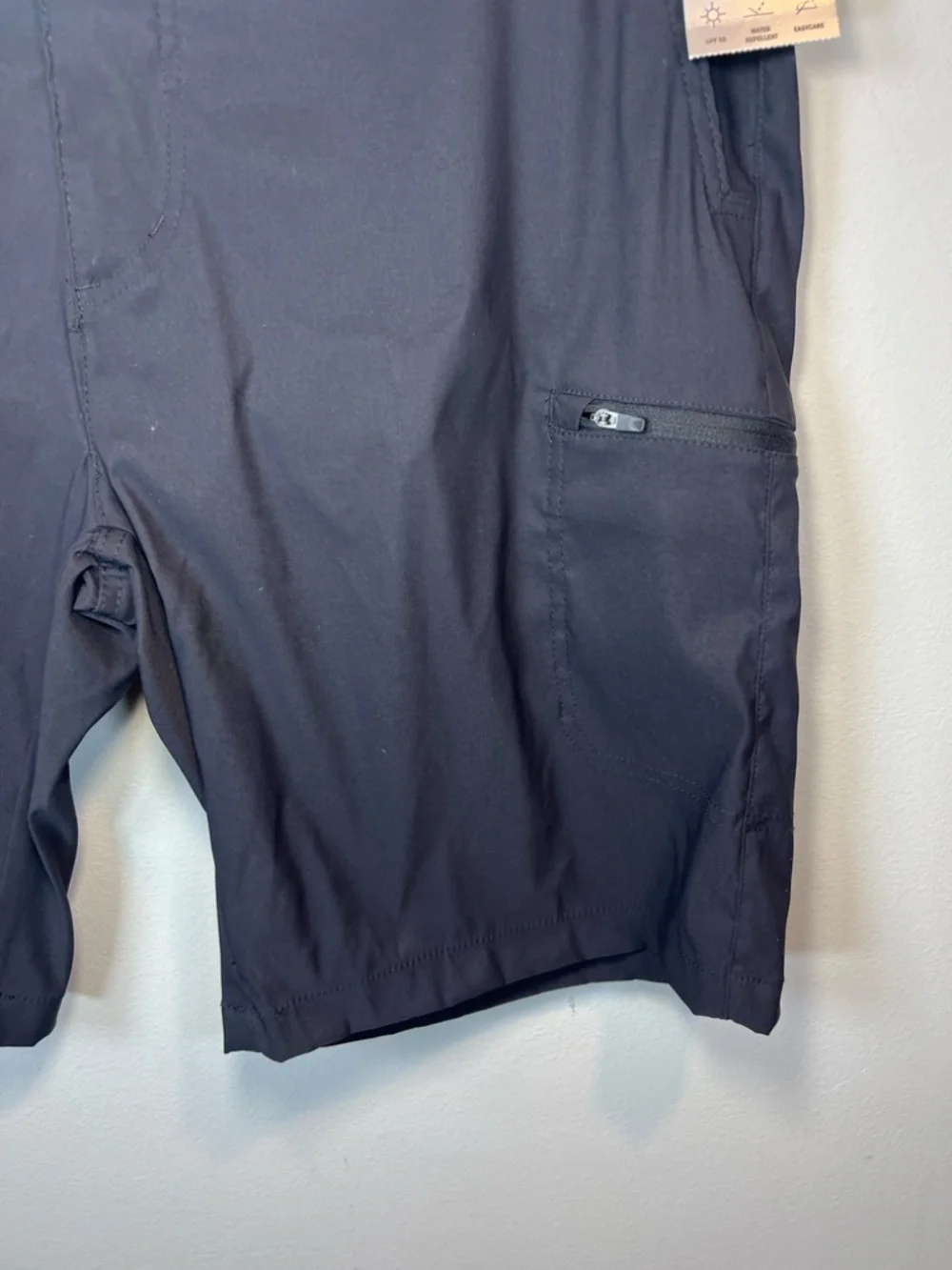 Union Bay UB Tech Classic Fit Cargo Shorts Black Nylon UPF 50 Outdoor NEW 40x11
